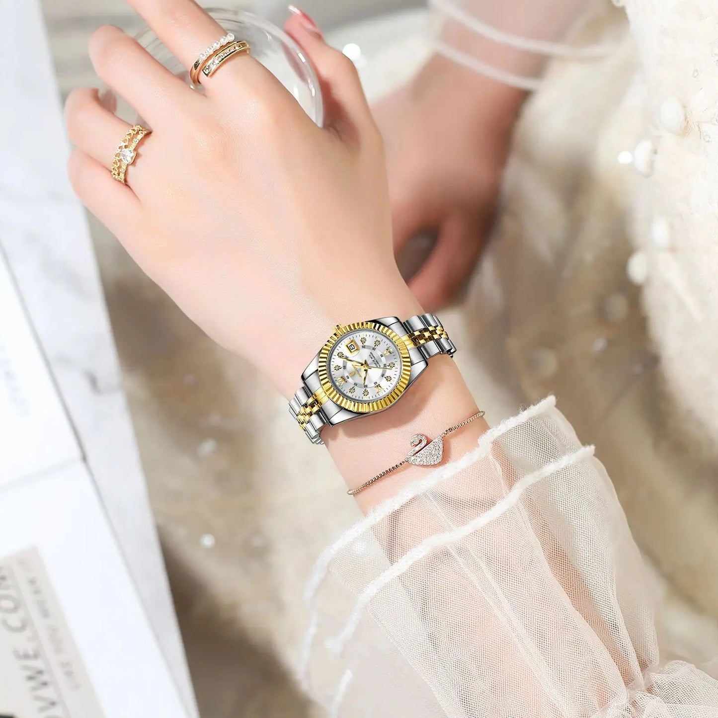 Luxury Elegant Watch for Women Waterproof Luminous Date Ladies Watch Stainless Steel